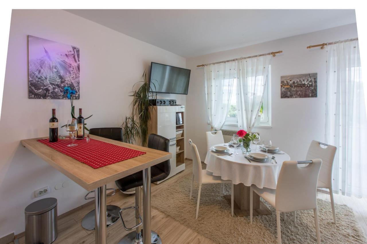 דראמליי Apartments Dolloree מראה חיצוני תמונה