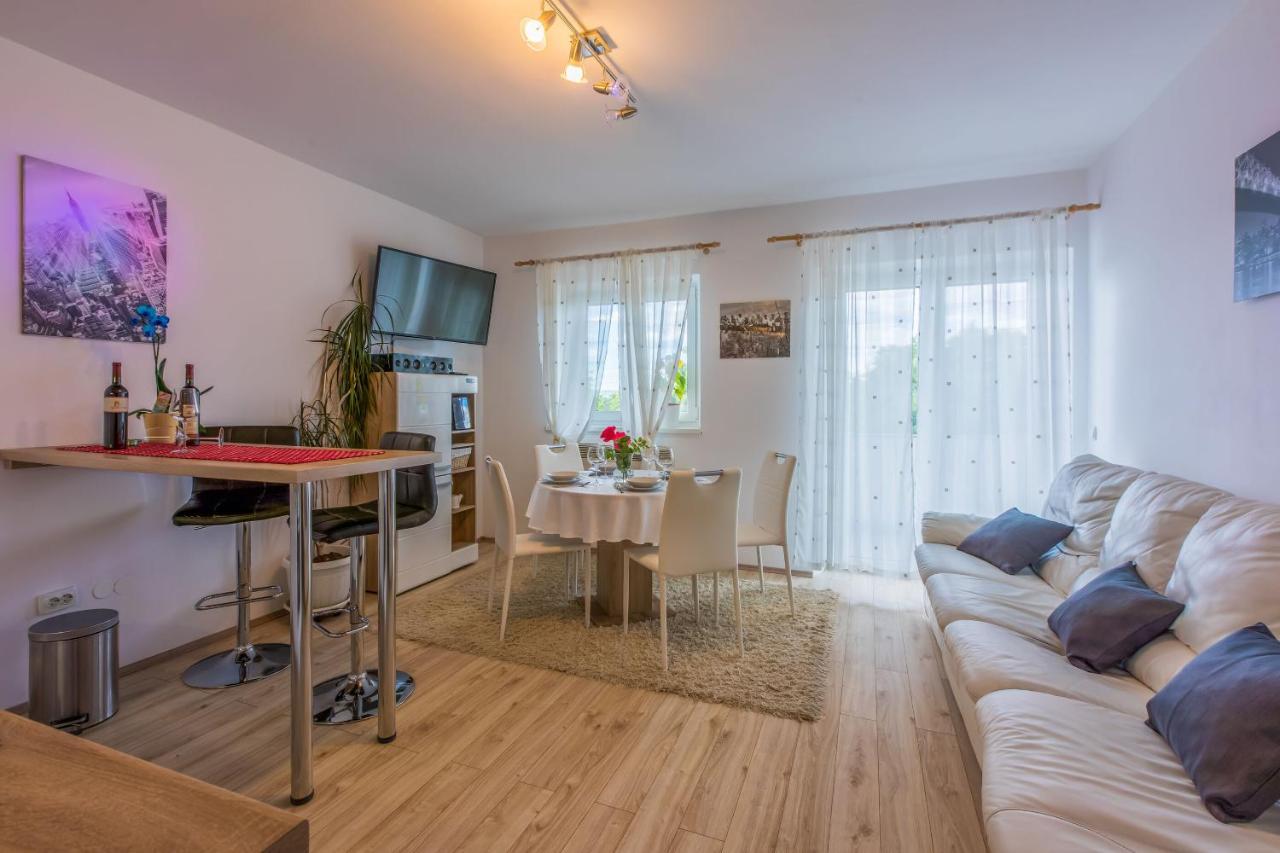 דראמליי Apartments Dolloree מראה חיצוני תמונה